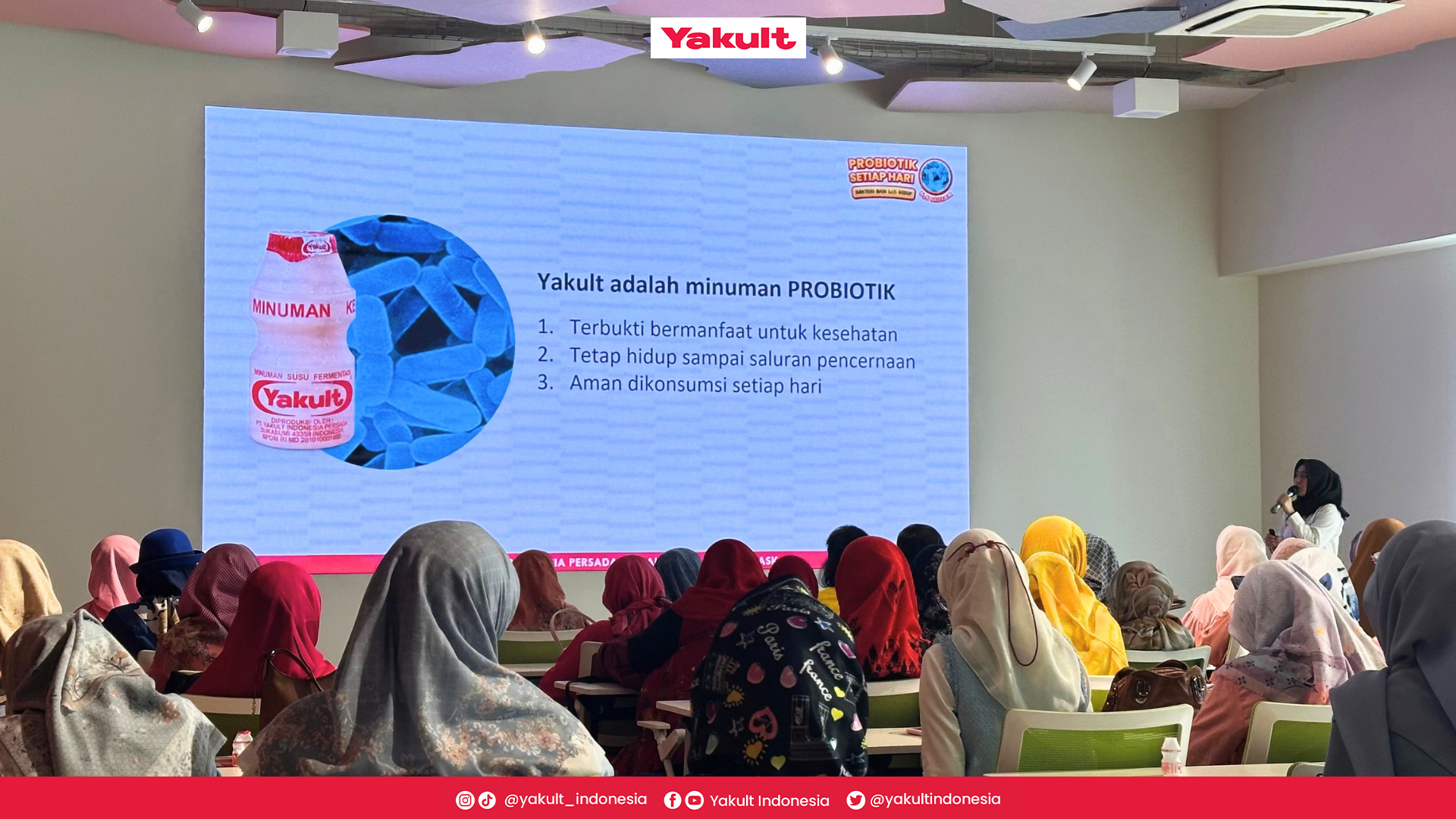 Probiotik Yakult di Shirota Room